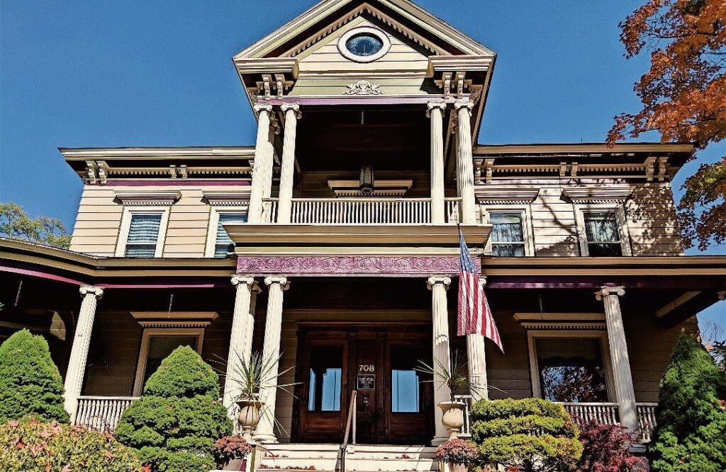 the historic Charles Sartwell Mansion located in Smethport, Pennsylvania.